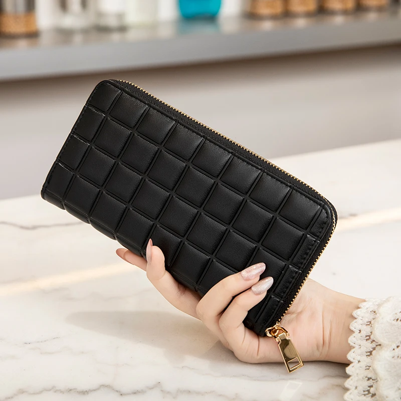 Elegant Quilted Women's Multi-Functional Wallet - Solid Color Long Design