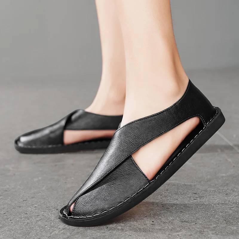 Summer Men's Sandals Handmade Leather Casual Shoes Comfortable Slip-On Beach Shoes Breathable Sandals Loafers Wading Aqua Shoes