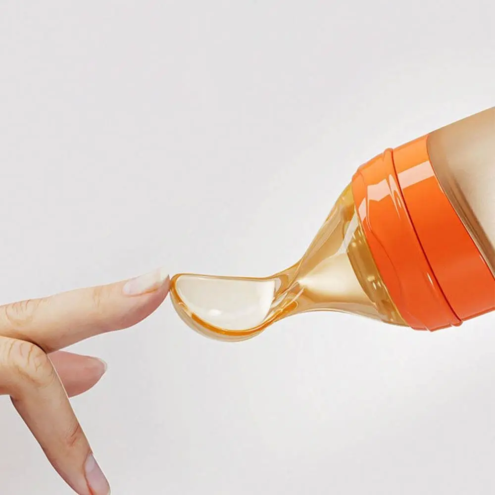 Silicone Baby Squeeze Spoon Squeezing High Temperature Resistance Food Supplement Bottle Flexible Safe Milk Feeding Bottle