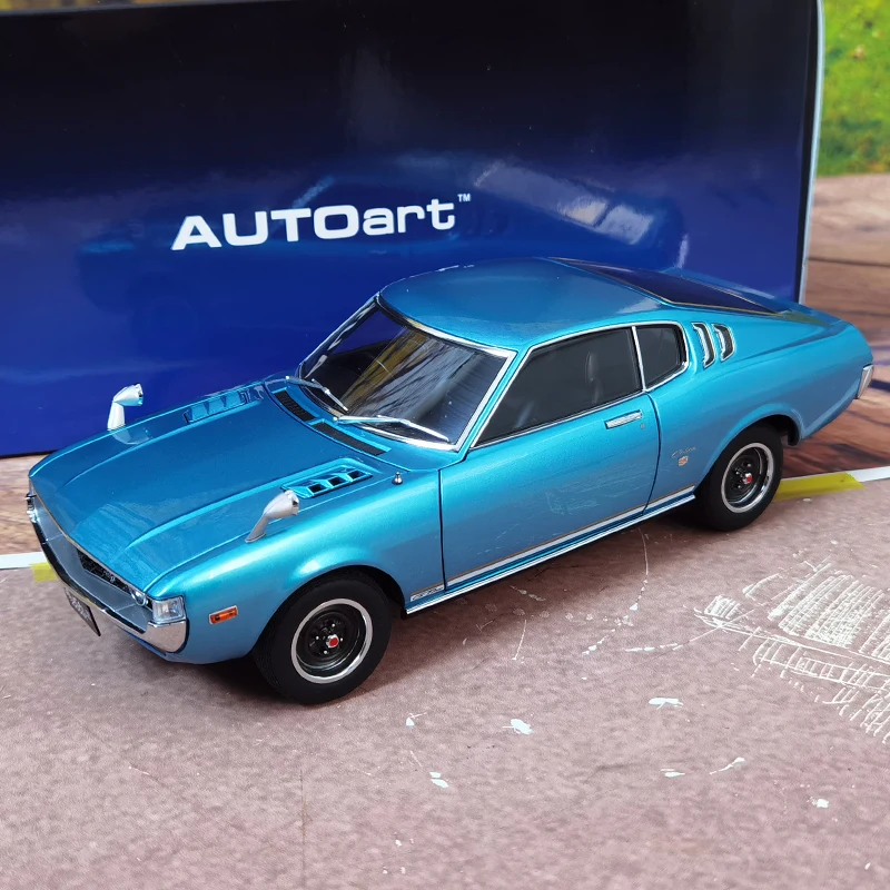 ミニカー Autoart TOYOTA 2000GT 1/18 Amazon | AUTOart 1/18 トヨタ 2000GT (ゴールド) 完成品