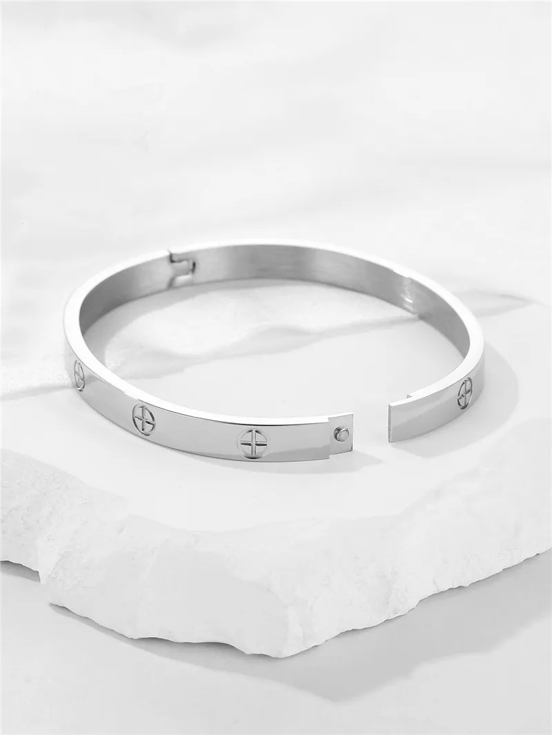 Stainless Steel Bracelet For Women Cuff Bracelets Couple Fashion Bangles Charm Jewellery Accessories