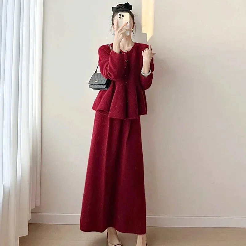 Maternity Design Slimming Cardigan Skirt Set Autumn Winter Fashionable Comfortable Chinese Brand Maternity Wear