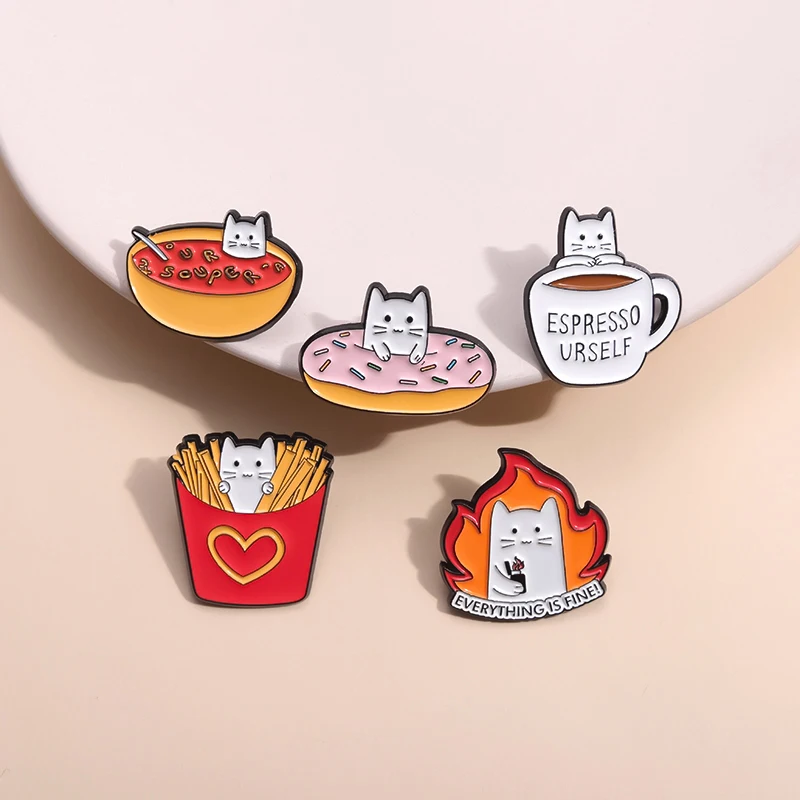 귀여운 음식 고양이 에나멜 핀, 맞춤 에스프레소 Urself 튀김, 도넛 새끼 고양이 브로치, 옷깃 배지, 만화 장식 보석 액세서리 