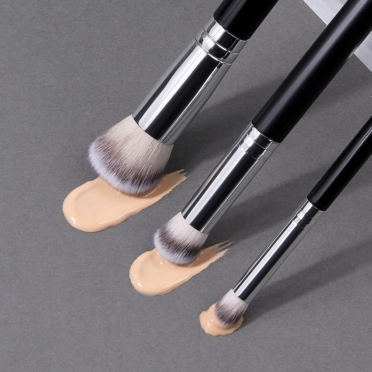 Foundation Concealer Brush, Premium Contour Blusher Brushes, Flawless Under Eye Dense Face Makeup Brush For Blending - 3