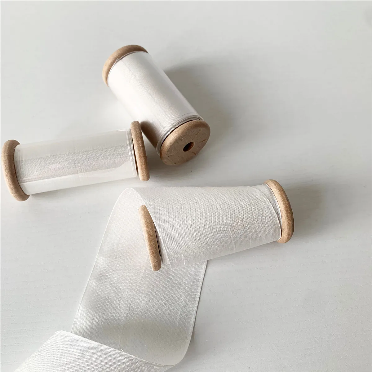 

2MM-20MM Raw White Undyed White 100% Pure Silk Embroidery Ribbon Thin Taffeta High Quality Silk Ribbon Anya Ribbon Handcraf