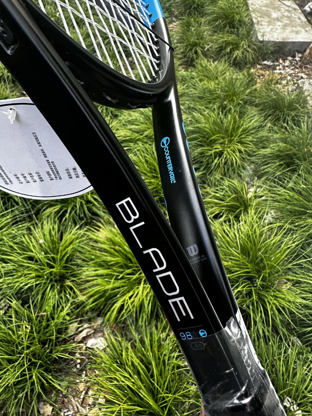 Wilson Blade 98 18x20 V6 All carbon Countervail Tennis Racquet suit intermediate and professional players
