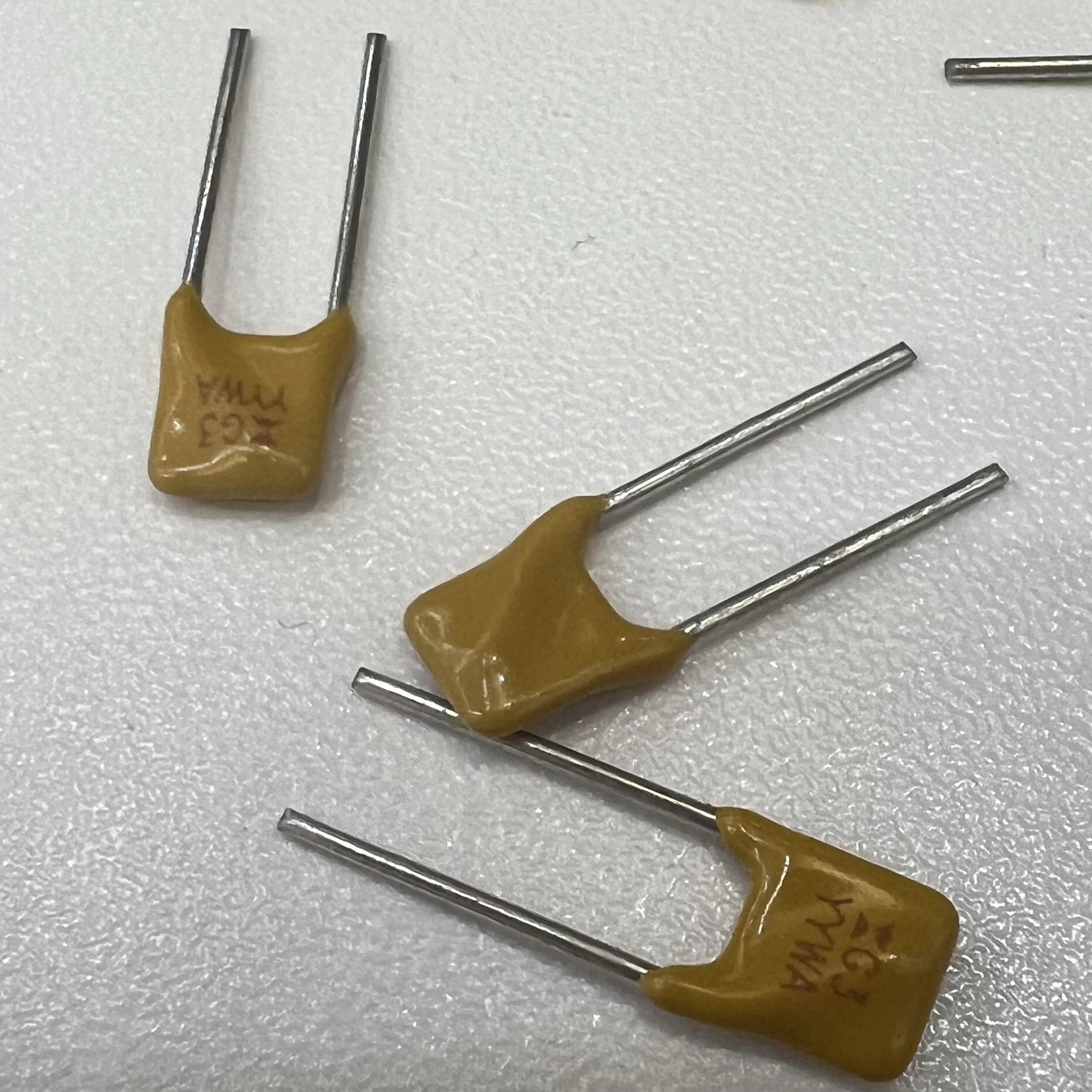 Polymeric PTC Resettable Fuse 16V 3 A Ih Through Hole Radial, Disc RGEF300