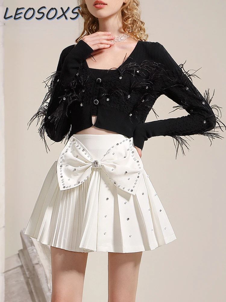 High-End Sweet Bow Mini Skirt Women Cute Design Beaded Fashion High Waist Black White A- Line Pleated Skirt Spring Autumn Faldas