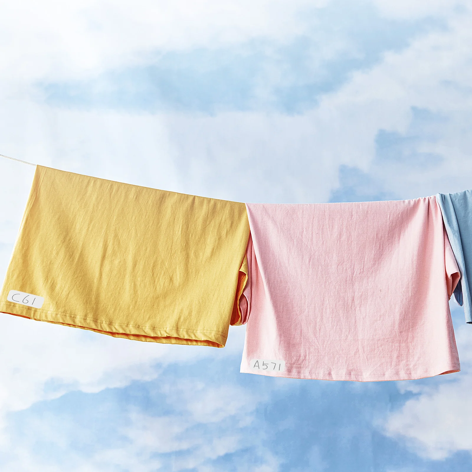 Рисунок 6 - Тканевые этикетки для одежды