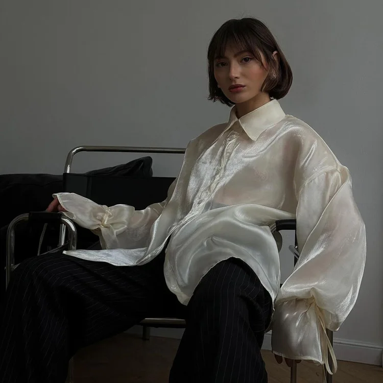 Blusa informal holgada transparente con solapa y manga larga con cordones para mujer, ropa de verano 2025, con parches lisos