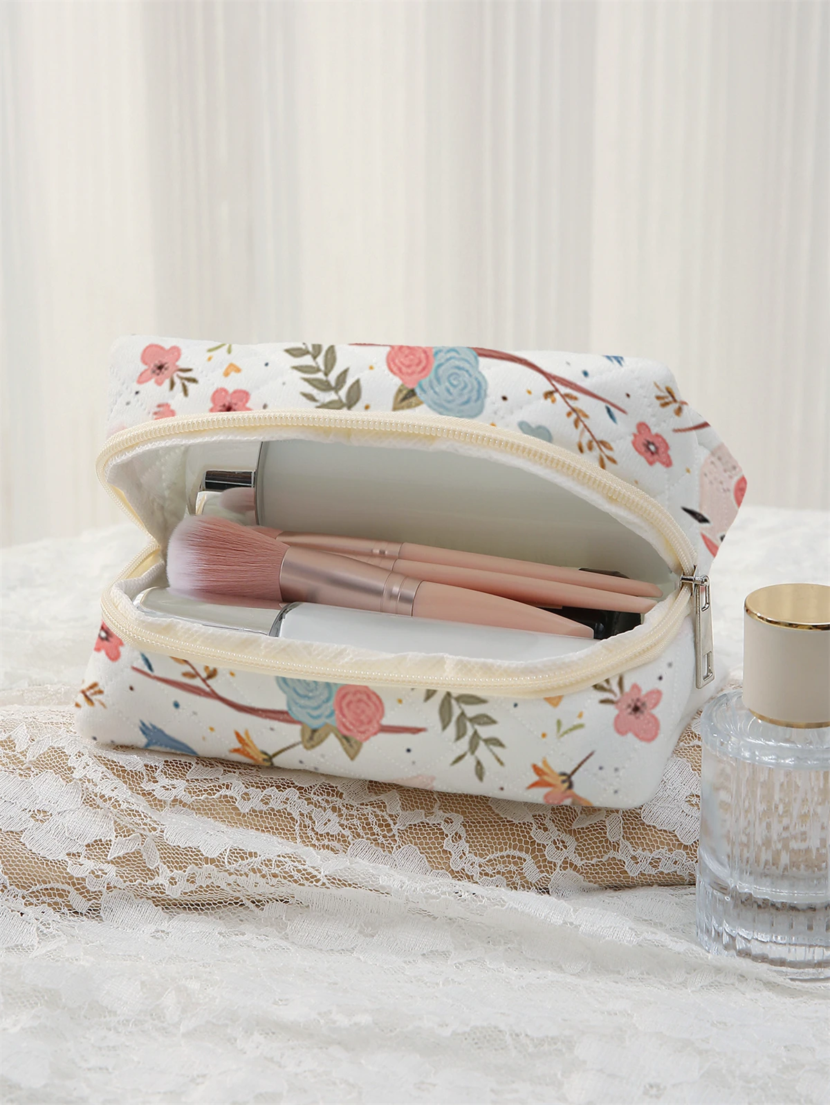 Bird pattern printed makeup bag, lightweight zipper storage bag, travel toiletries storage bag, toiletries travel bag