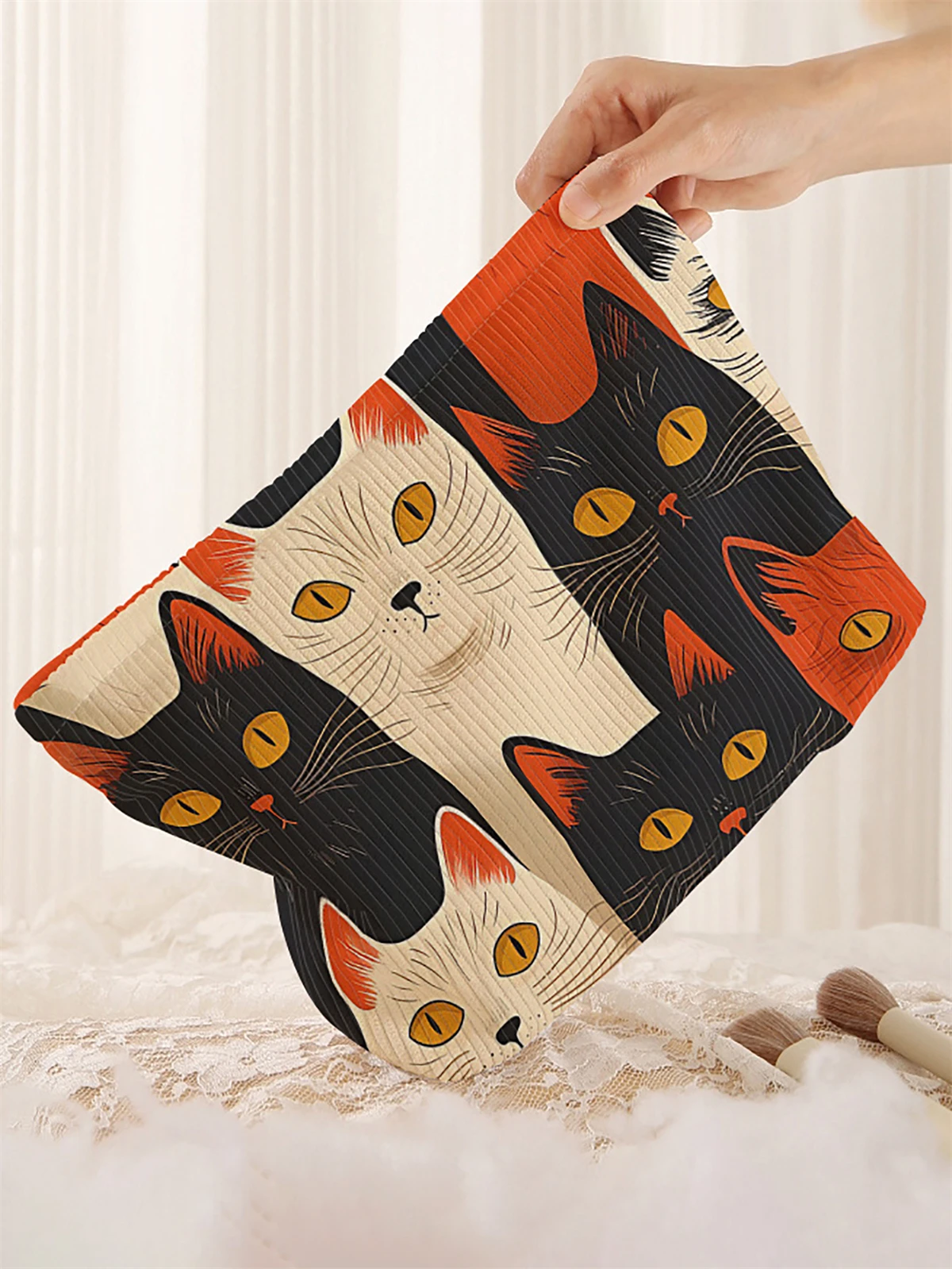 1 cat patterned corduroy zipper makeup bag, lightweight and multifunctional makeup storage bag