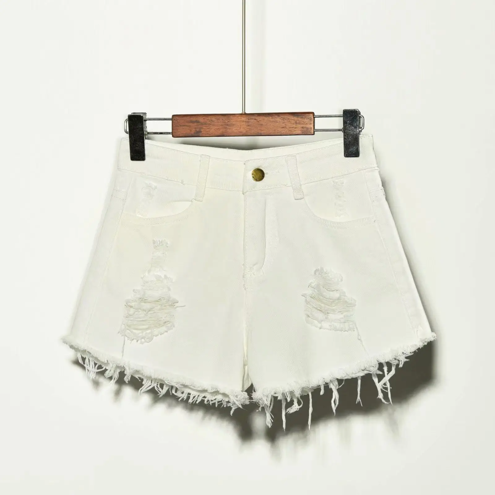 Single buckle white