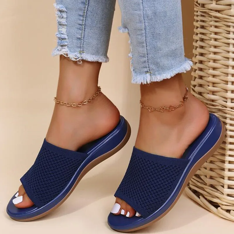 Ladies Slippers Summer 2022 Breathable Lightweight Knitted Thick-soled Non-slip Plus Size 43 Beach Women Sandals for Outer Wear