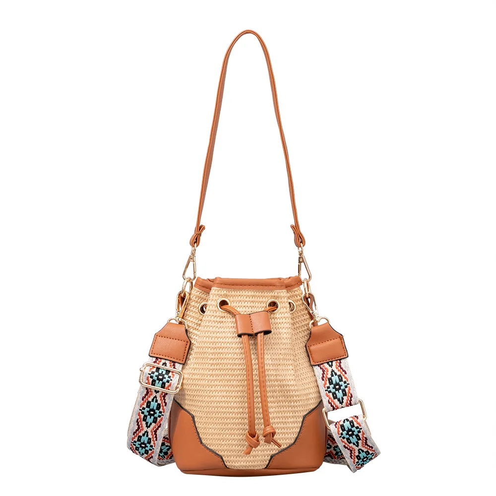 Handmade Straw Bag Exquisite Straw Bright Colors High Sense Niche Crossbody Bucket Bag Commuter Woven Shoulder Bag for Women