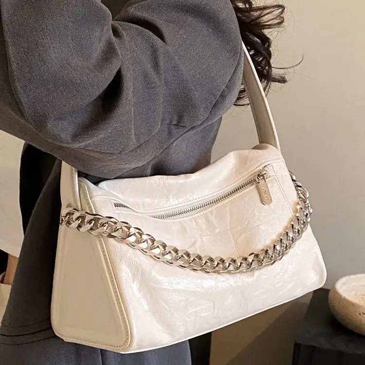 

French Niche Popular Square Shoulder Bags New All-match Simple Solid Women Commuter Pack Exquisite Chains Design Underarm Bag