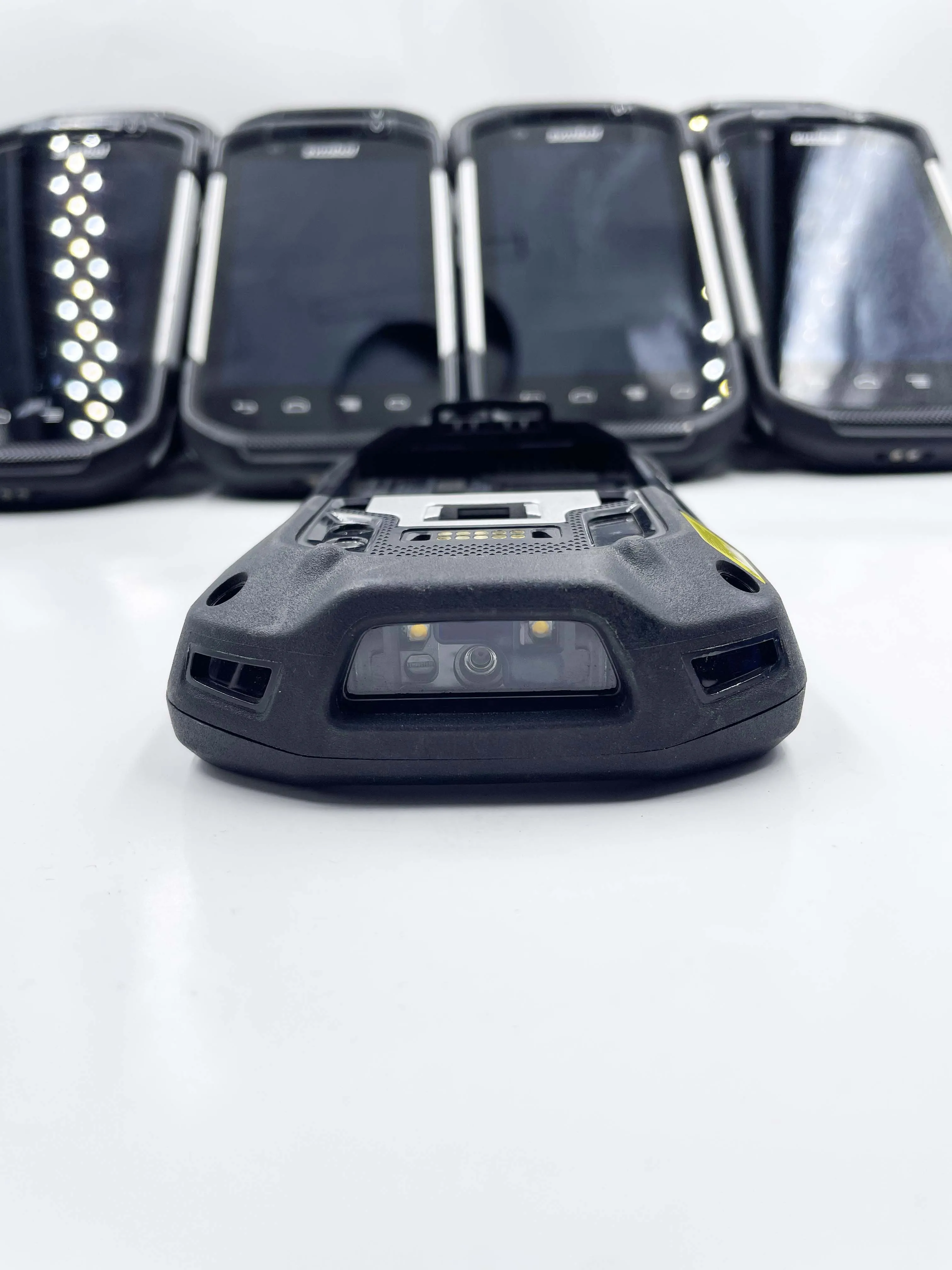 TC700H Series TC70 Enterprise Handheld Touch Mobile Computer Android 5 Standard Range 1D/2D Imager Front & Rear Cameras TC700H-K
