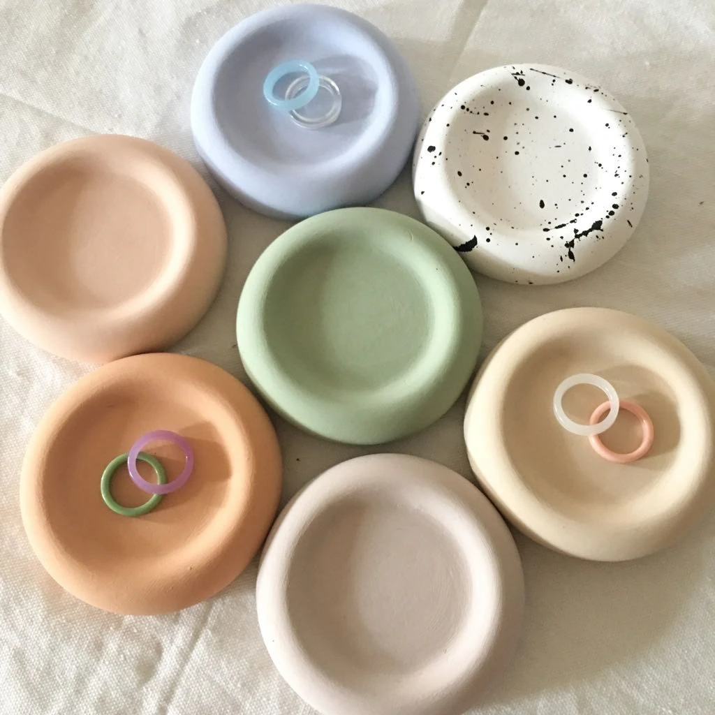 Description Picture 4 of itemConcrete Round Tray Silicone Mold DIY Handmade Epoxy Resin Plaster Jewelry Storage Dish Casting Molds Home Crafts Decor Tools