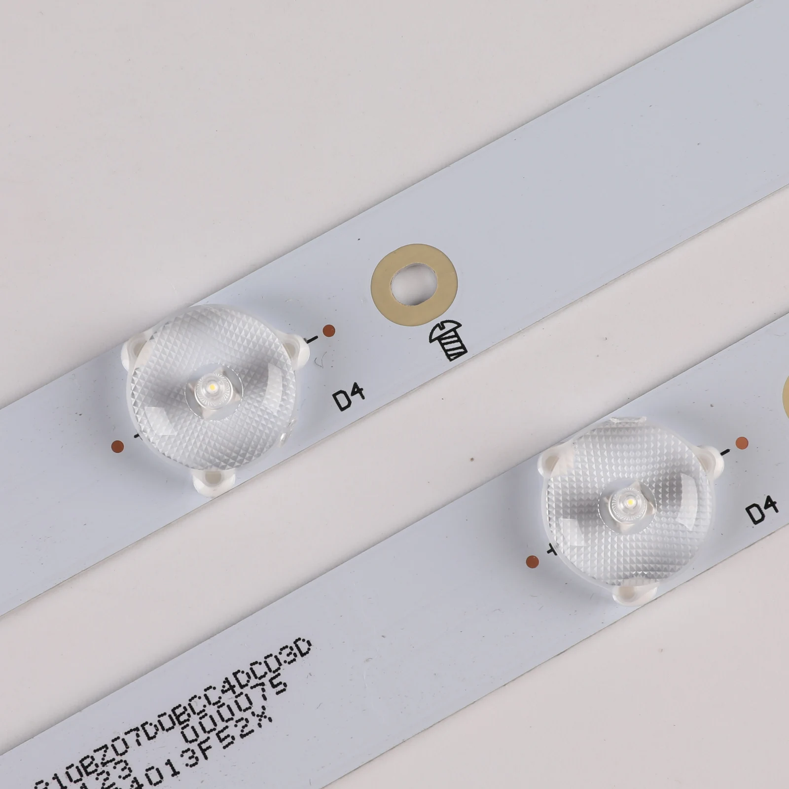 10 SET LED Ʈ Ʈ 7  ʸ  32 &TV 32pft550 1/60 LB32080 E465853 32PHS5301/12 KDL-32R330D 32PFS4132/12