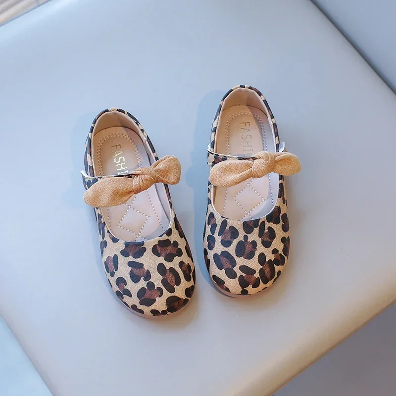 Hot Sale Girls Leather Shoes Leopard Prints Fashion Princess Kids Mary Janes with Bow-knot Sweet Chic Spring Autumn New
