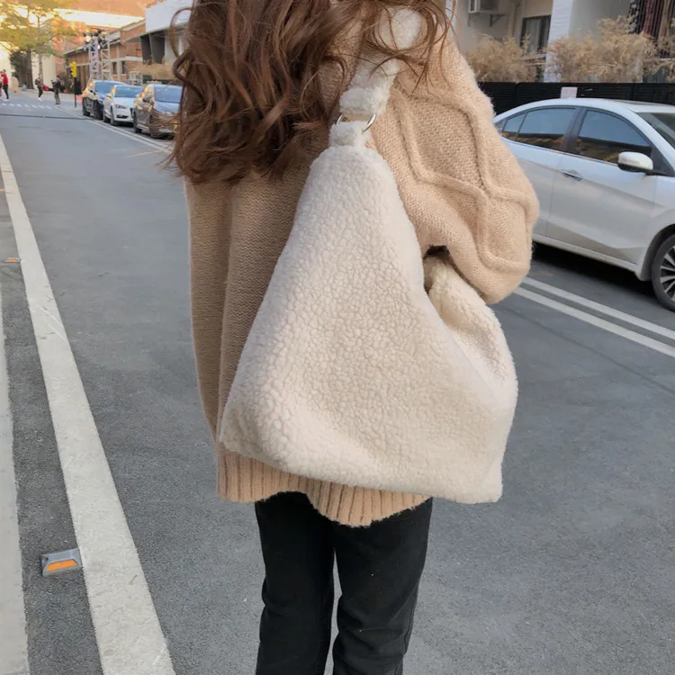 

Winter Lamb Faux Fur Ladies Shoulder Bag Solid Color Soft Fluffy Plush Women Messenger Bags Large Capacity Female Casual Tote
