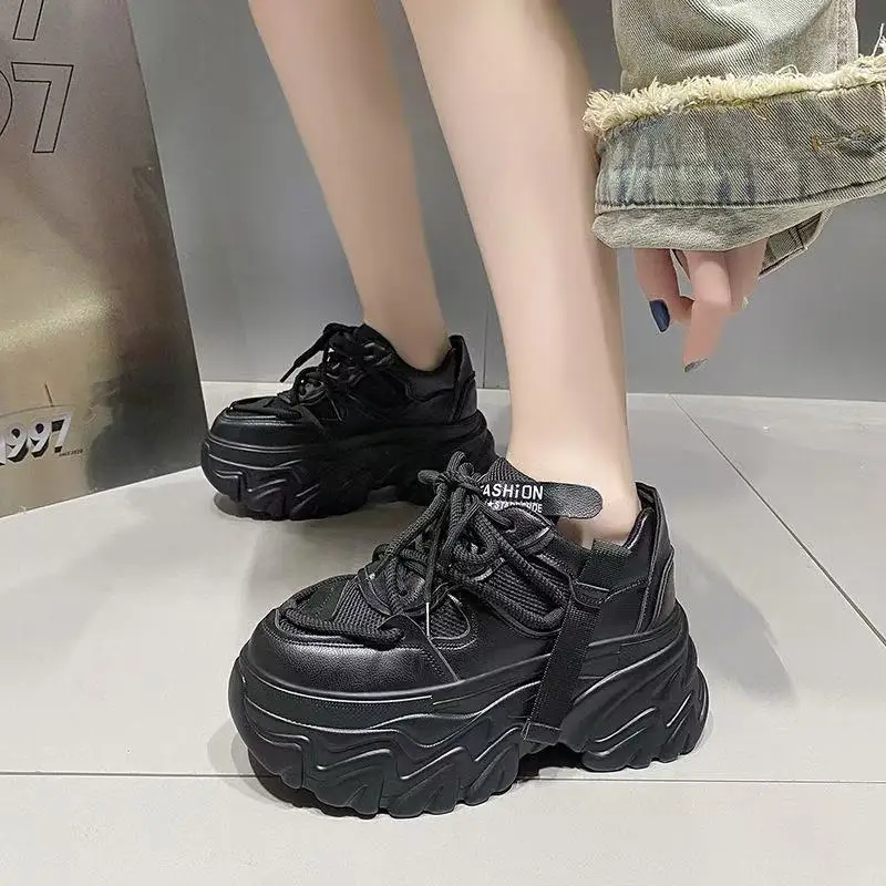 2025 Autunno Donna Casual Sport Scarpe alte con plateau All-match