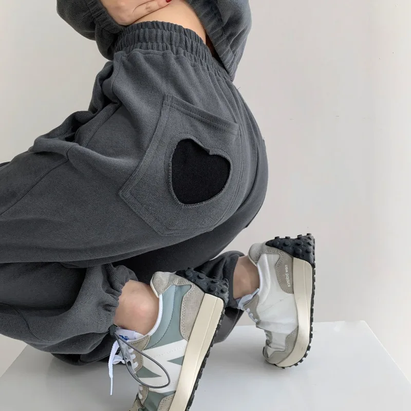 QWEEK Harajuku Gray Oversize Jogging Pants Women Korean Style Wide Leg Baggy Sweatpants Kpop Streetwear Loose Trousers Female qweek y2k vintage blue jeans women street grunge star patchwork denim pants oversized harajuku retro distressed baggy trousers