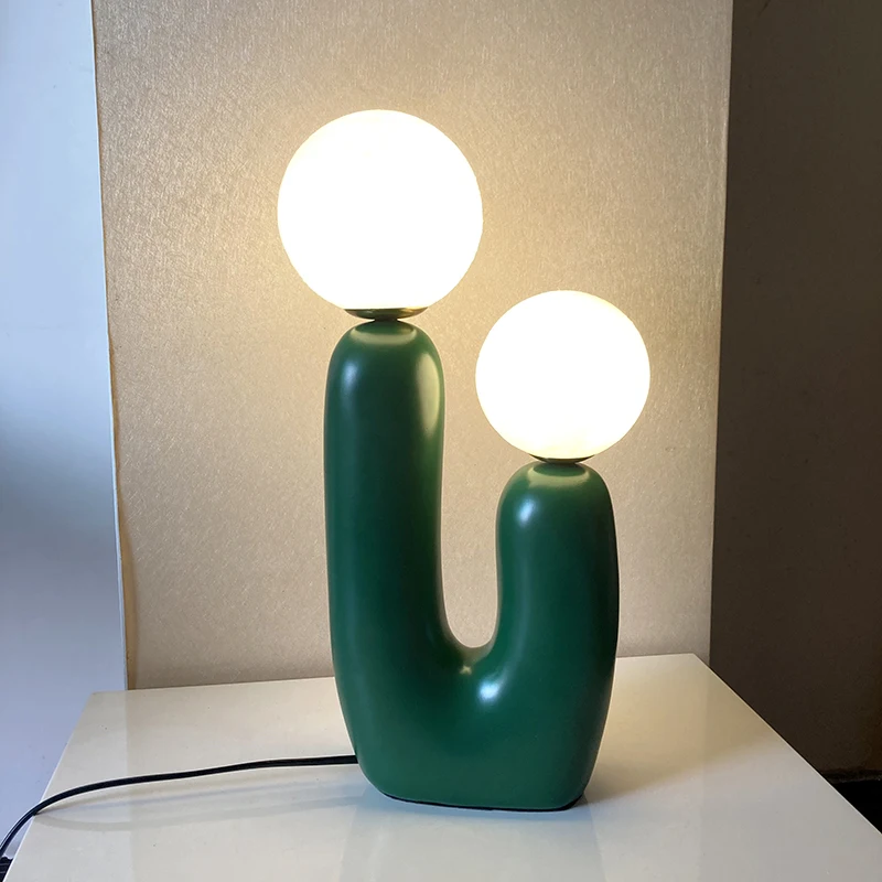 Oo Lamp