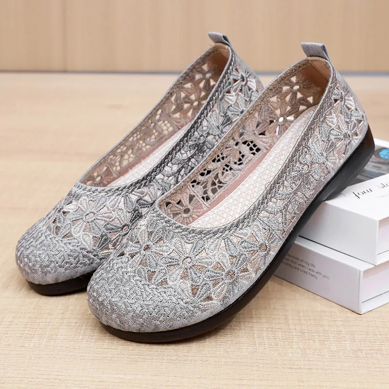Summer Women Mesh Flats Shoes Breathable Retro Ladies Leisure Loafers Soft Sole Female Sneakers Mom Light Casual Shoes Non-slip