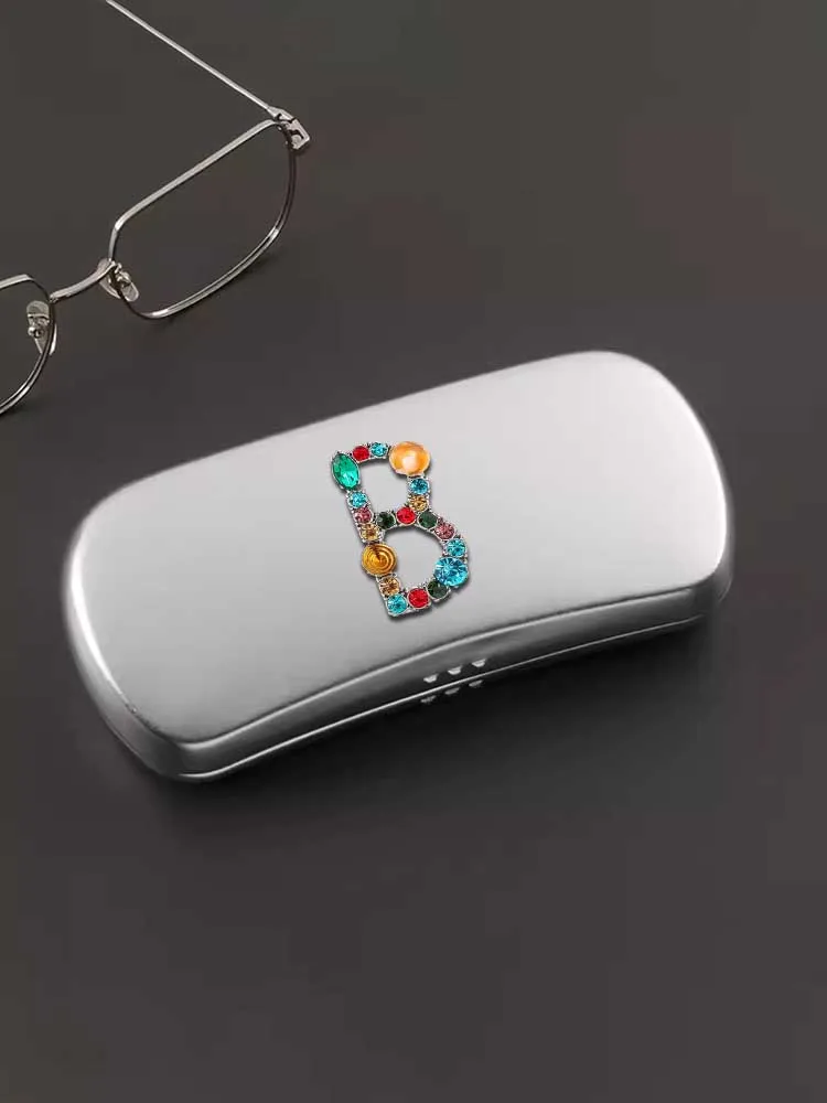 

Customized Premium Aluminum Eyewear Cases For Sturdy Personalized Customer Name Dual-Tone Letter: Polished Art