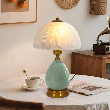 Vintage Green Ceramic Lamp 1