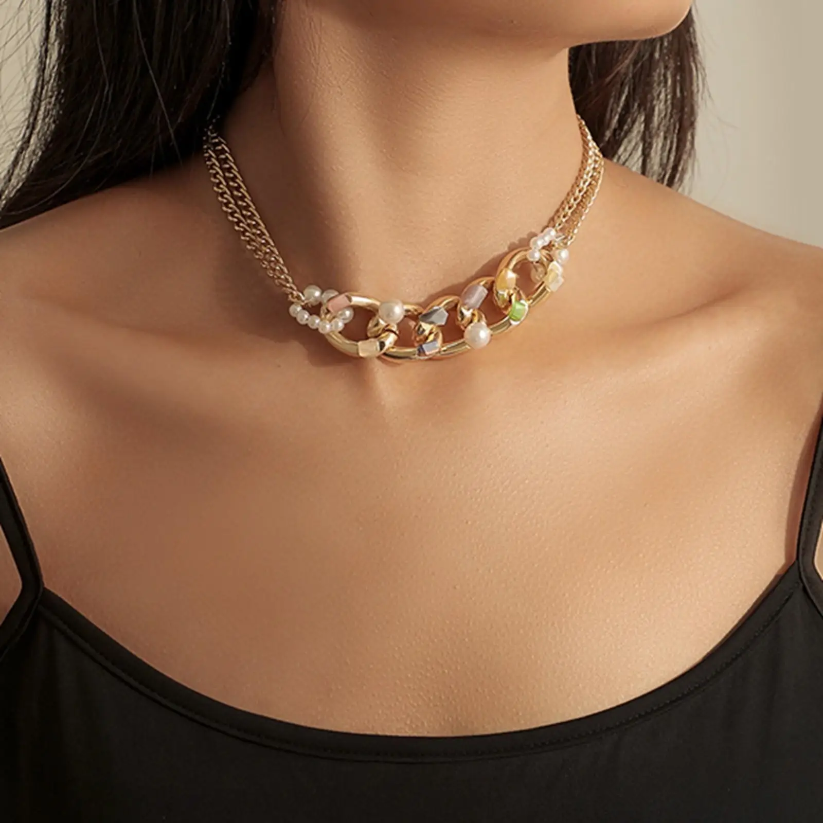 

Short Chain Personality Crushed Stone Aluminum Chain Pearl Necklace Neck Chain
