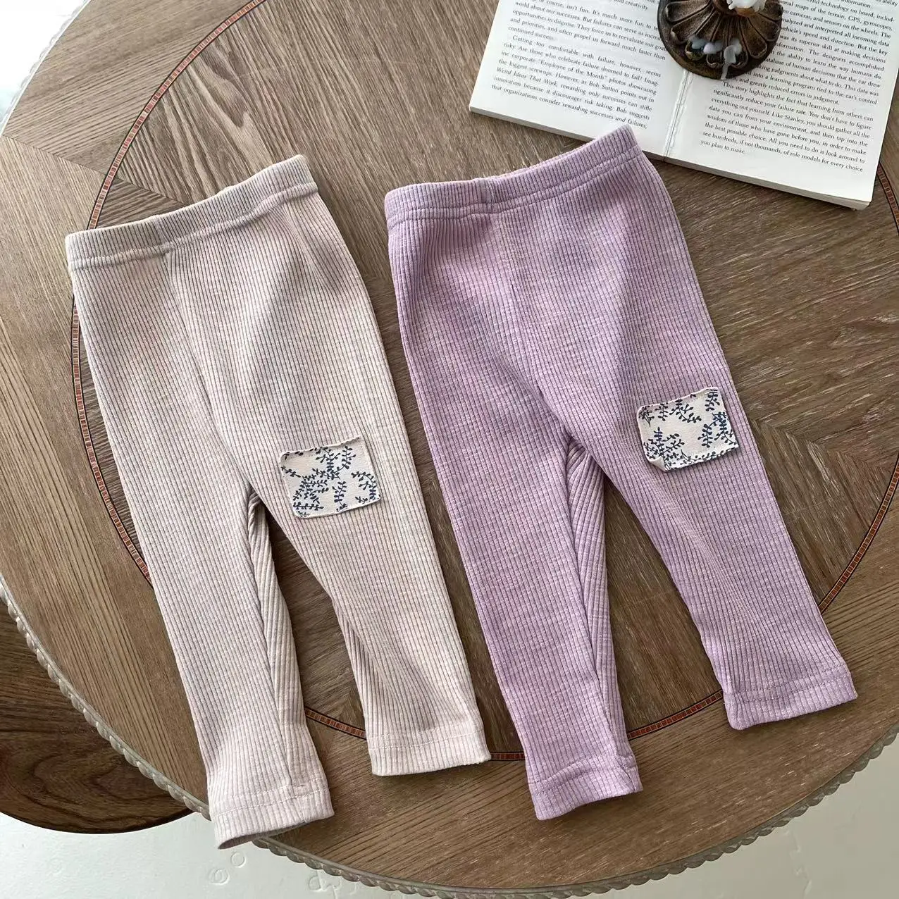 

Korean Spring and Autumn Baby Girl Fashion Sticker Pit Striped Bottom Pants Pencil
