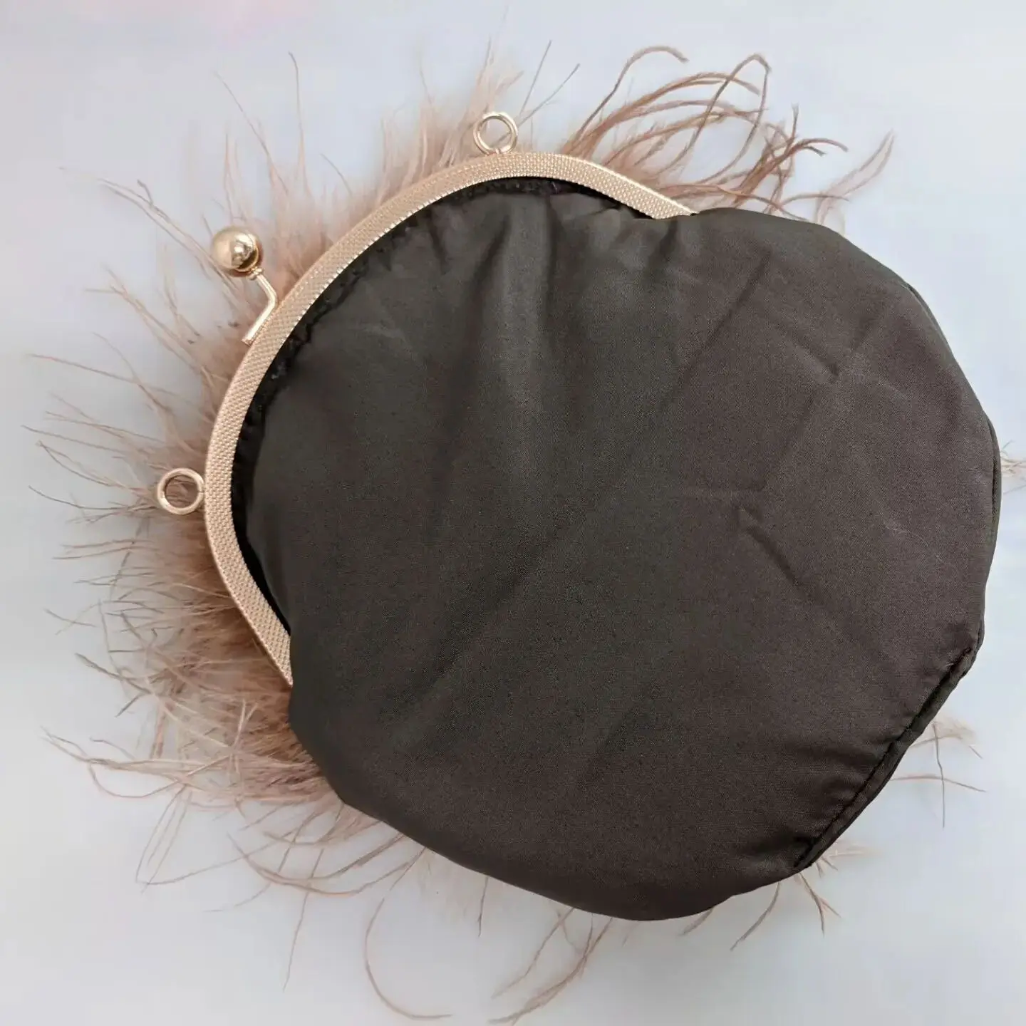 Ostrich Feather Mini Purse Luxury Handbag For Party Wedding Concert Furry Fluffy  With Gold Chain Thick Chain  Feather bag