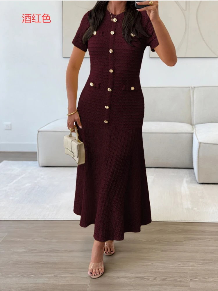 Wine red