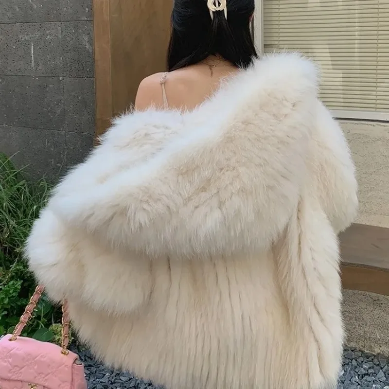 Winter Fluffy Hairy Thick Warm Soft Colored Faux Fur Jacket Women with Hood Bat Sleeved Loose Casual Designer Clothes New Coats