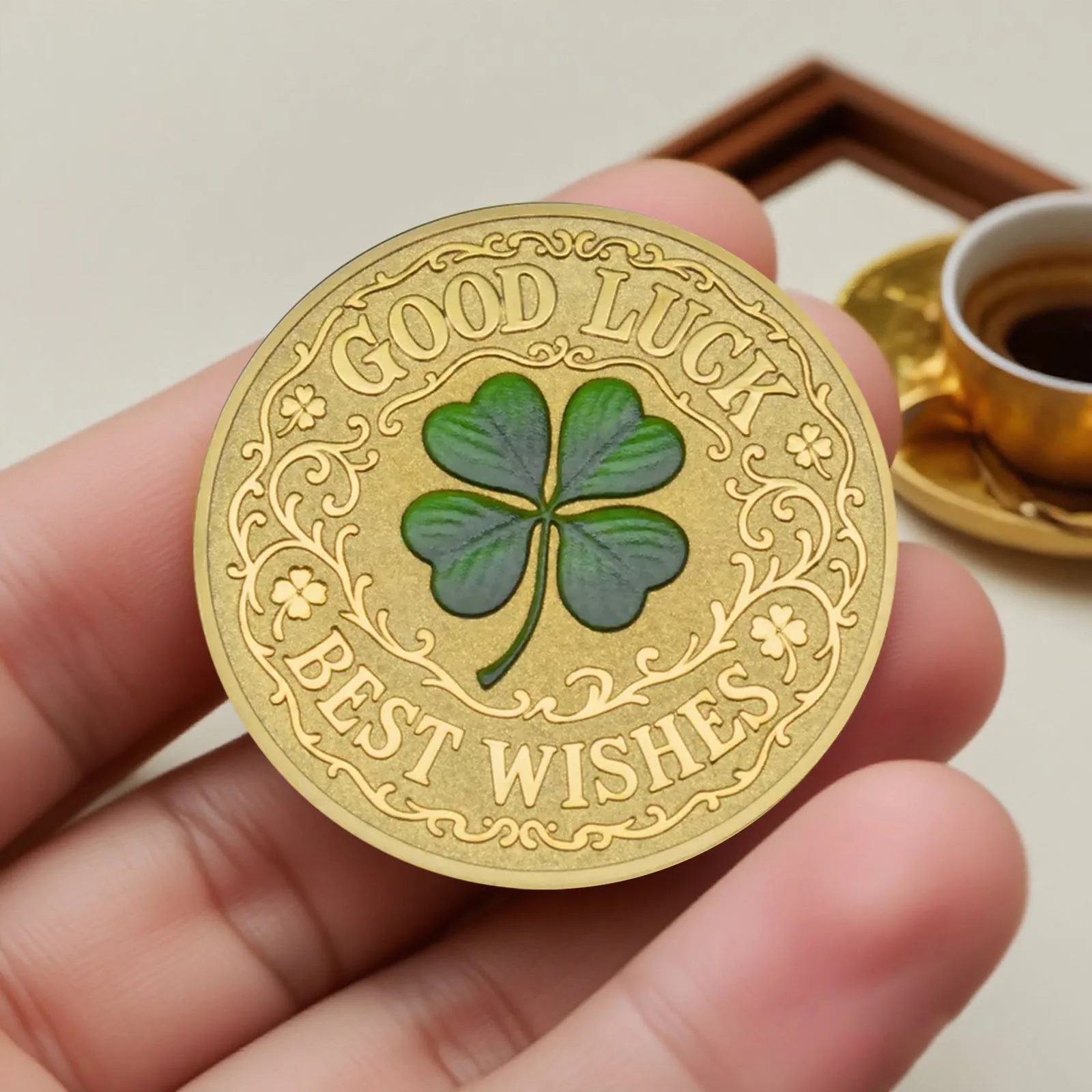Green Four-Leaf Clovers Lucky Gold-Plated Souvenir Coin