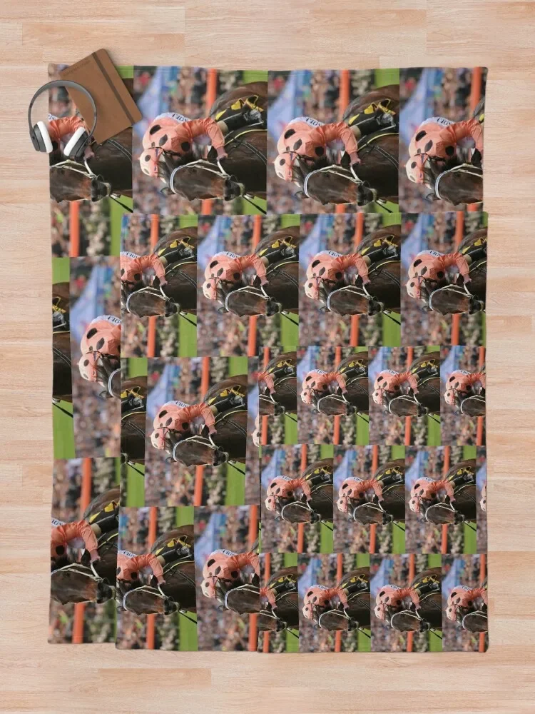 è�Ǿ� ȣ�� ���ָ� ���� ĳ���. �ε巯�� ���� ���� ���, ������ ���