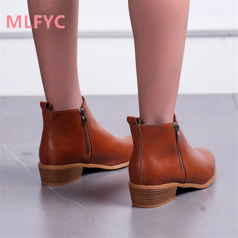 Women's Fashion Autumn and Winter New Low Heel Short Boots Ladies Side Zipper Square Heel Round Toe Bare Boots