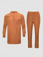 Traditional African Outfits for Men - Comfortable Dashiki Sets with Matching Shirts and Pants with Unique Patterns 2