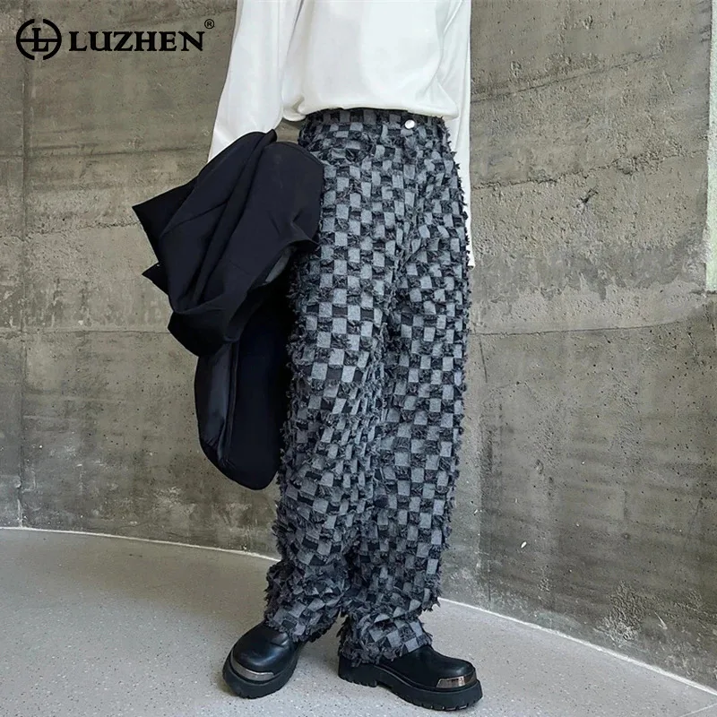 

LUZHEN 2024 Модные клетчатые сращивающиеся грубые края оригинальные повседневные джинсовые брюки мужские уличные высококачественные элегантные прямые джинсы LZ2348