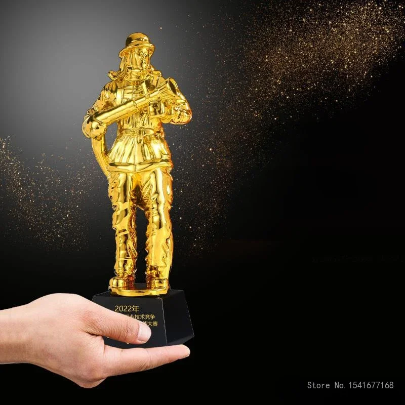 Customized Resin Firefighter Trophy Crystal Trophy Soldier Souvenirs Martial Arts Competition Home Decor Gold Silver Copper, 1Pc