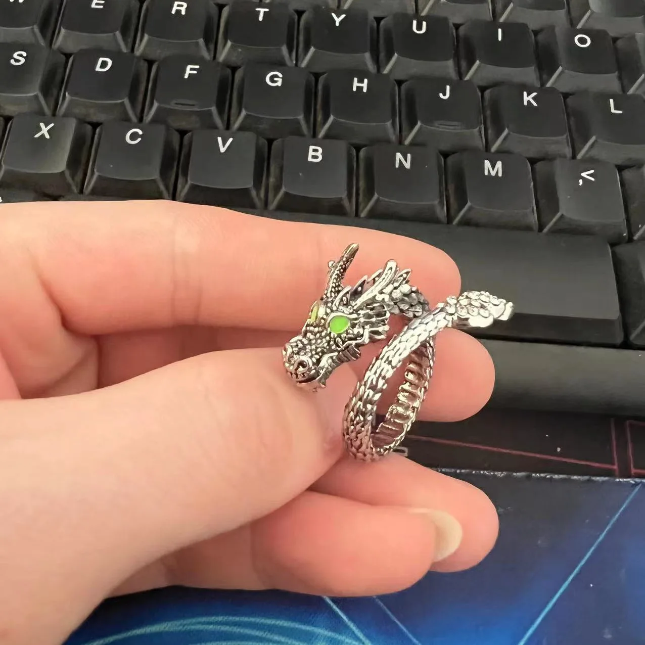 Vintage Dragon Open Ring for Men Green Eyes Heroic Spirit Silver Color Hyperbole Male Rings Punk Party Men Jewelry Gift animal ring,silver ring,opening ring,finger ring