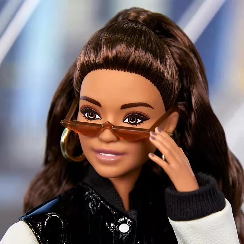 女の子のための本物のバービー人形、ファッショナブルな