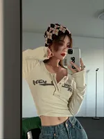 Femmes Sexy mince haut court rétro Graffiti imprimé élastique t-shirt côtelé à manches longues haut col en o Grunge t-shirt hauts 3