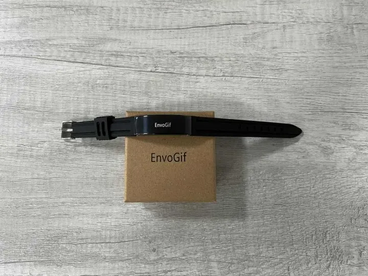 

EnvoGif Personalized Engraved ID Bracelet Custom Name Bracelet Gift for Men