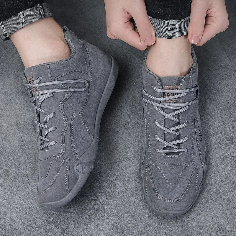 Sport Shoes Men's Breathable Anti Slip Work Shoes Fashionable Sports Shoes Outdoor Hiking Skateboarding Shoes