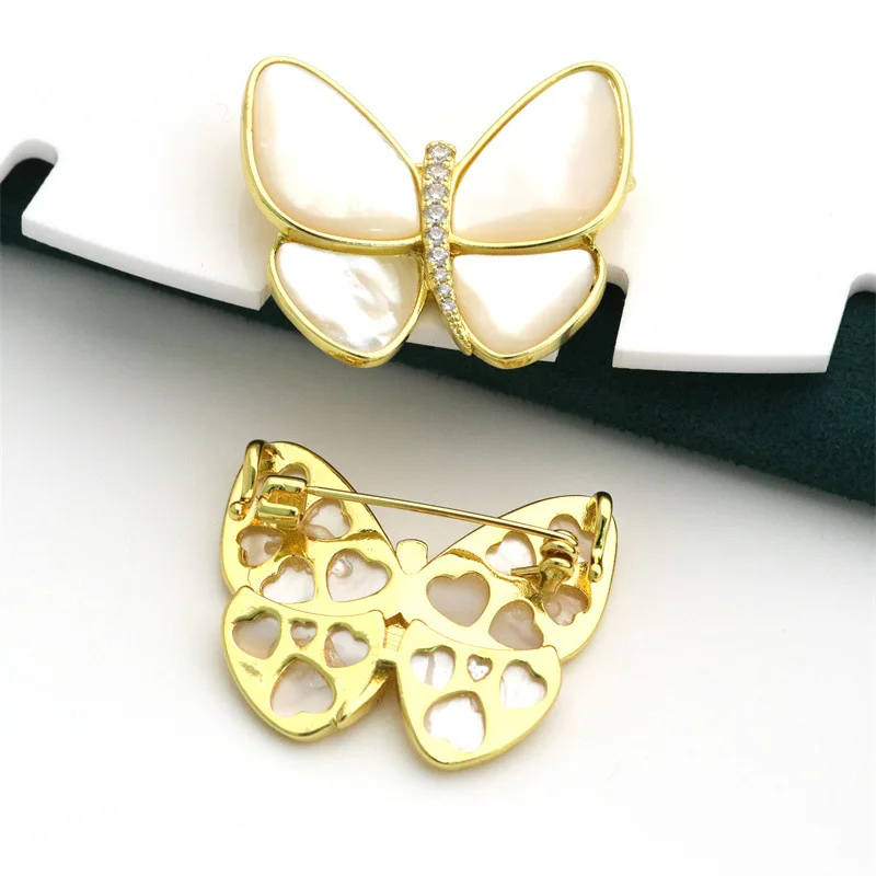 Elegant Butterfly Shape Brooch Gold Color White Shell Pearl