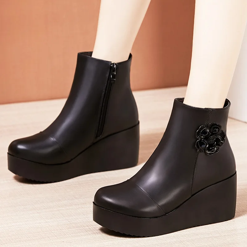 Fall/Winter 2023 Booties Round Toe Wedge Heel Large 32-43 Women's Boots Thick Soled Wedge Platform Martin Boots Mother Boots