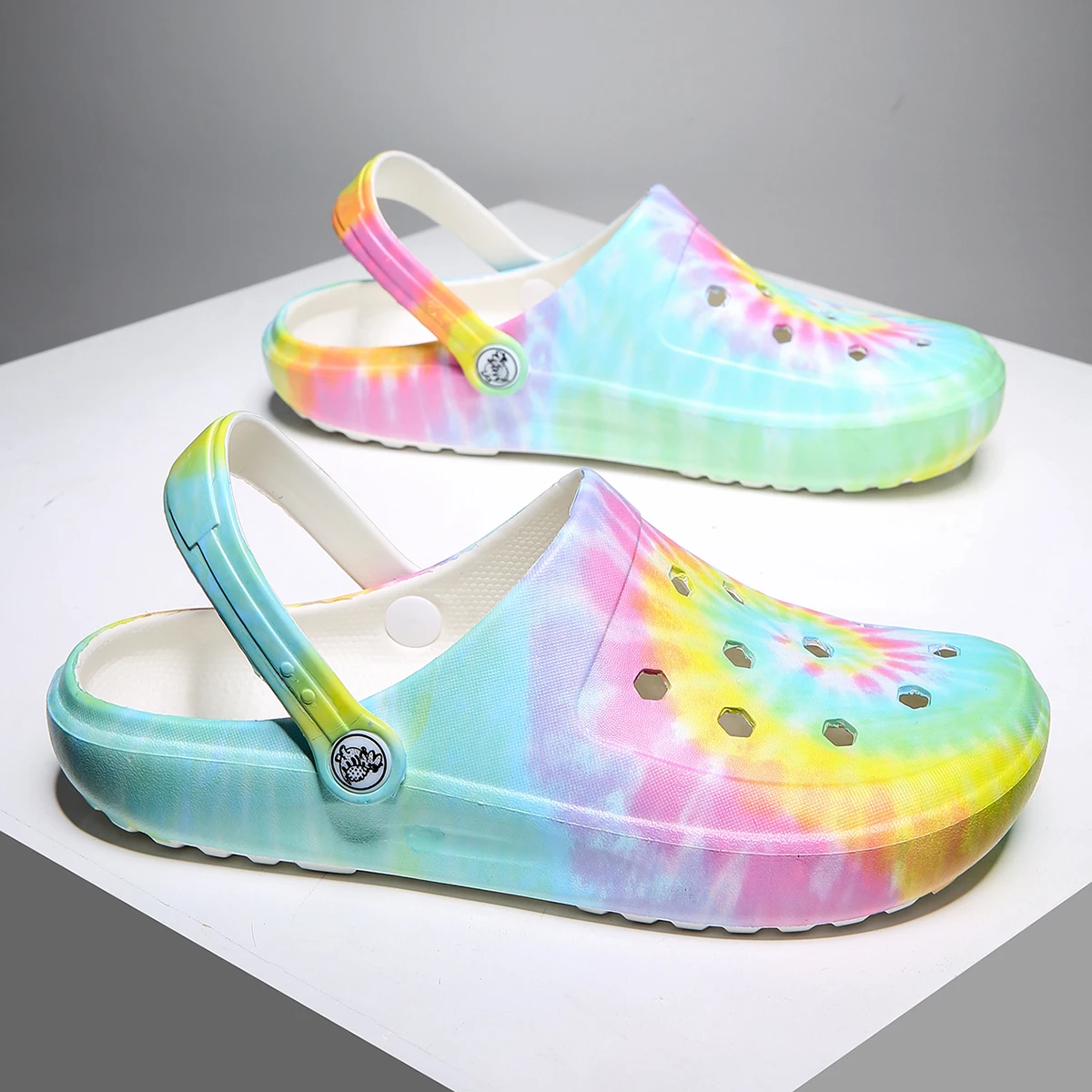 Garden Clogs Slip On Lightweight Two-way Wear Garden Clogs, Comfortable Women's Tie-dye Pattern Clogs, Non-slip  Beach Slides 3